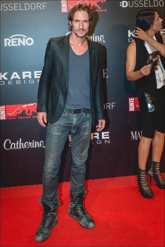 Reno, BUNTE, BUNTE.de, New Faces Award, Fashion, Schuhe, RTL, Frauke Ludowig, Mola Adebisi, Peyman Amin, Kena Amoa,Valentin von Arnim,Daniel Aßmann,Liz Baffoe,Cimen Bahri,Nicole Bauer,Aleksandra Bechtel,Anemone Beeser,Caroline Beeser,Ina Beissner,Thomas Bent,Tina Bordihn,Sarah Büren,Yvonne Burbach,Ann-Kathrin Carstensen,Manuel Cortez,Clara Dolny,Pete Dwojak,Wilma Elles,Dietrich Emter,Ilka Essmüller,Bruno Eyron,Franziska Fischer,Guido Frauenrath,Björn Freitag,Florian Frowein,Tom Gäbel,Julia Geithner,Corinna Giesen,Birte Glang,Anja Gockel,Jorge Gonzalez,Bentje Graumann,Max von der Groeben,Natascha Grün,Annica Hansen,Jan Hartmann,Doris Hartwich,Wolfgang Johannes Hein,Marion Heinrich,Aline Hochscheid,Christian Holst,Sarah Honne,Michael Imhof,Peter Imhof,Derya Issever,Joachim van Kann,Maite Kelly,Jana Julie Kilka,Jennifer Knäble,Anna Mareike Köhler,Wolfram Kons,Max Kysely,Kerstin Landsmann,Miriam Lange,Sarah Latton,Dominik Laux,Hien Le,Birgit Lechtermann,Simon Licht,Oliver Lühr,Ivan Mandzukic,Annalena Skörl Maul,Marina Miller,Annett Möller,Nina Moghaddam,Verena Mundhenke,Marie Nasemann,Klaus Nierhoff,Caroline Noeding,Ingo Nommsen,Heydi Nunez-Gomez,Melissa Ortiz-Gomez,Anne Petermann,Petra Pfaller,Alexander Polzin,Maria Poweleit,Stephanie Pupke,Thomas Rath,Tommy Reeve,Christina Ringer,Astrid Rudolph,Isabelle Sauer,Alexandra Schiess,Marco Schreyl,Eleonore von Schwanenflügel,Andi Slawinski,Lars Steinhöfel,Julia Stoschek,Bonnie Strange,Ivan Strano,Luca Strehle,Selina Strunck,Türkiz Talay,Inna Thomas,Dawid Tomaszewski,Klaus Unrath,Sylvia Walker,Alexander Weih,Jo Weil,Jesko Wilke,Yvonne Woelke,Luca Zamperoni,Antonia Zander,Tom Zauke,Verena Zimmermann