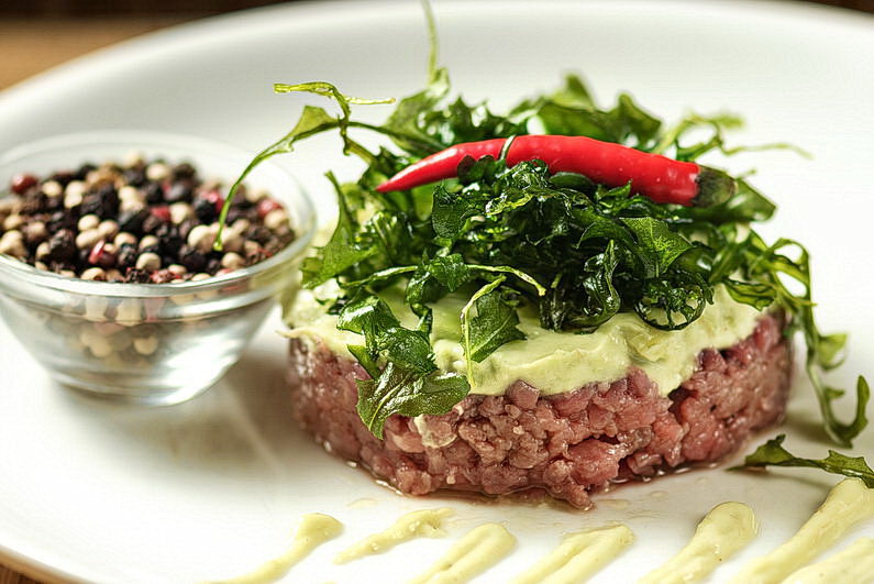  Tartar, Rucola fritiert, saftig, Aschaffenburg, Burger, Dessert, Essen, Filetsteak, Flanksteak, Food, Food Fotografie, Food-Fotografie-Studio, Foodbilder, Foodfotografie, Fotografie, Harald Peter Fotografie, On Location, Rhein-Main-Gebiet, Rumpsteak, Steak, Steaks, Teufels Küche, Teufelsküche, Werbefotografie, Werbung (4)