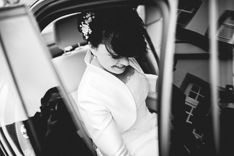  Baumstammsägen, Eltville, Etville, Fotografie, Geisenheim, Herbsthochzeit, Hochzeit, Hochzeiten, Hochzeitsbilder, Hochzeitsfotograf, Hochzeitsfotos, Hochzeitsmakeup, Hochzeitsreportage, Johannisberg, Kiedrich, Kirche, kirchliche Trauung, Kloster, Mainz, Oktober, profesionelle Hochzeitsbilder, professioneller Hochzeitsfotograf, Reportage, Rhein-Main-Gebiet, Rheingau, Romantisch, Sektempfang, süss, Verträumt, Wedding, Wein, Weinberge, Wiesbaden (4)