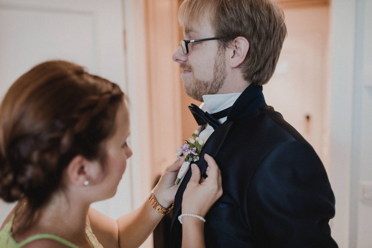 Bräutigam Hochzeitsvorbereitung,ansteckblume,Sakko