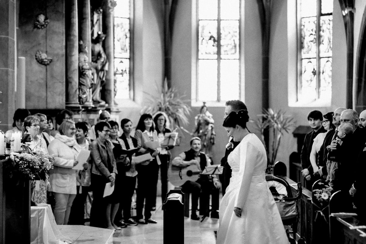 Chor,Gesang,kirchliche Trauung,Gitarre,Notenständer