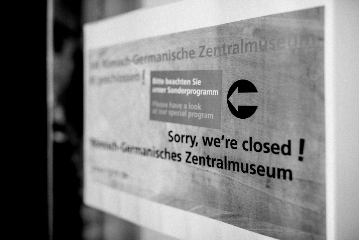 Zentralmuseum Mainz,Schild,Sorry,we´re closed!